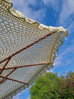 Macram&eacute; parasol dia 3 meter (gehaakt) 