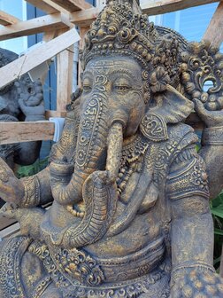 Ganesha Golden beton.